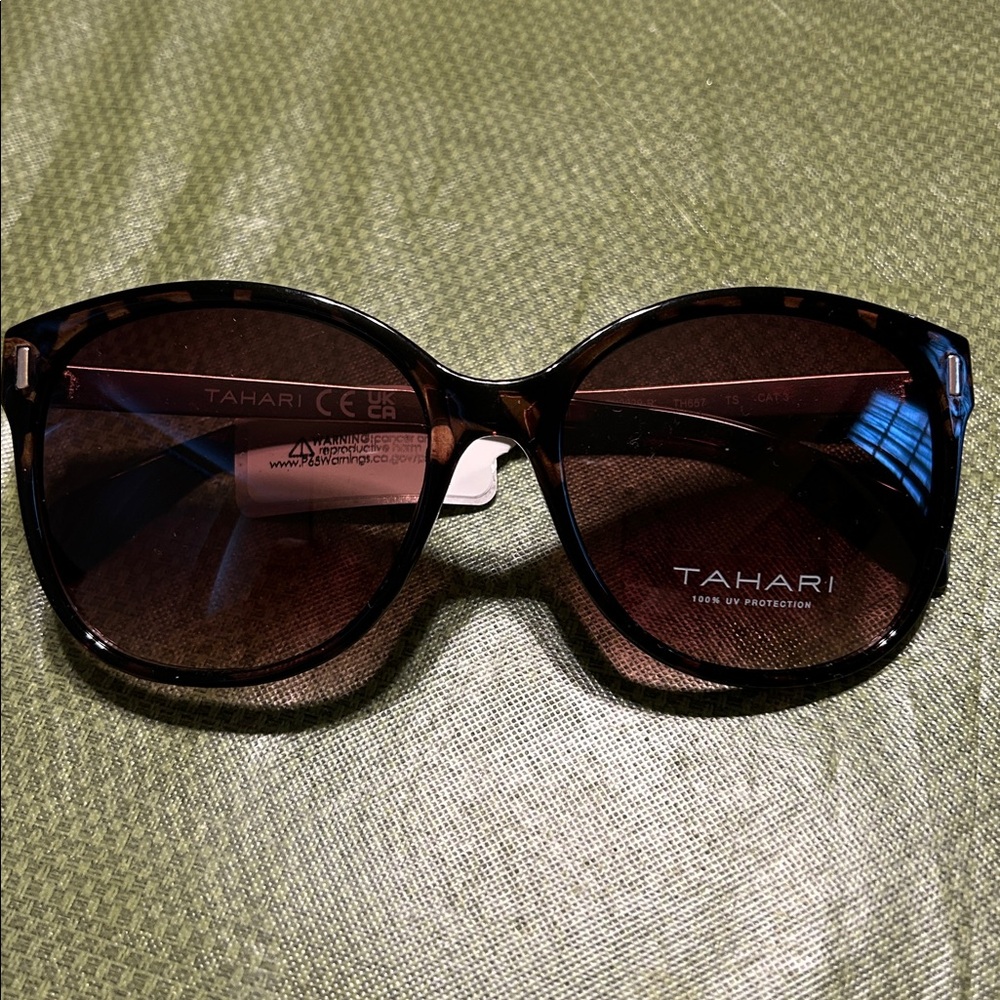 Sunglasses (2) Tahari Stylish Brown Sunglasses & Jessica Simpson Sunglasses